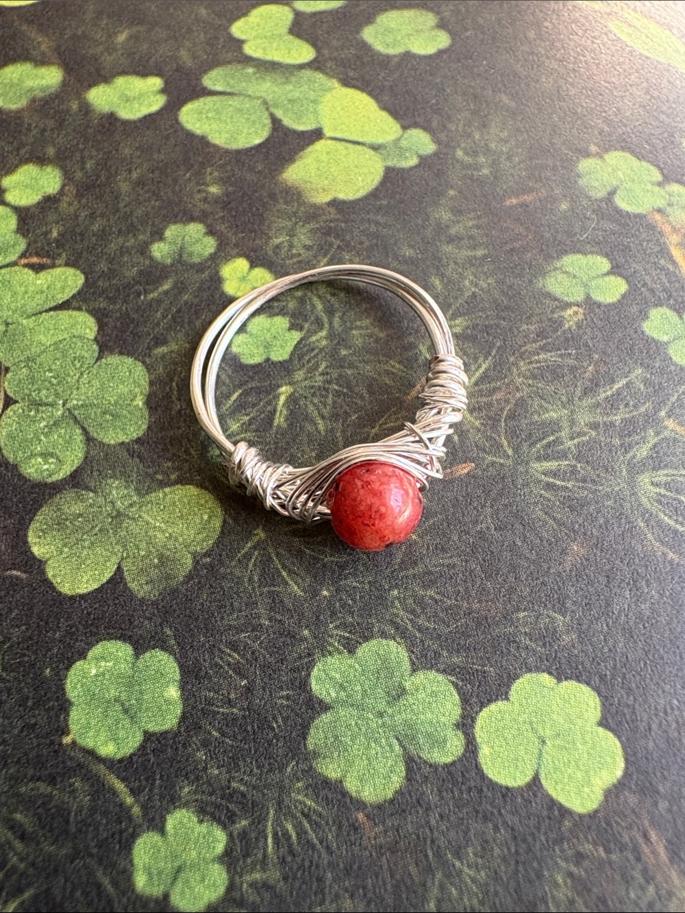 NWOT Handcrafted Silver Plated Wire Wrapped Ring Red Stone Bead Size 6